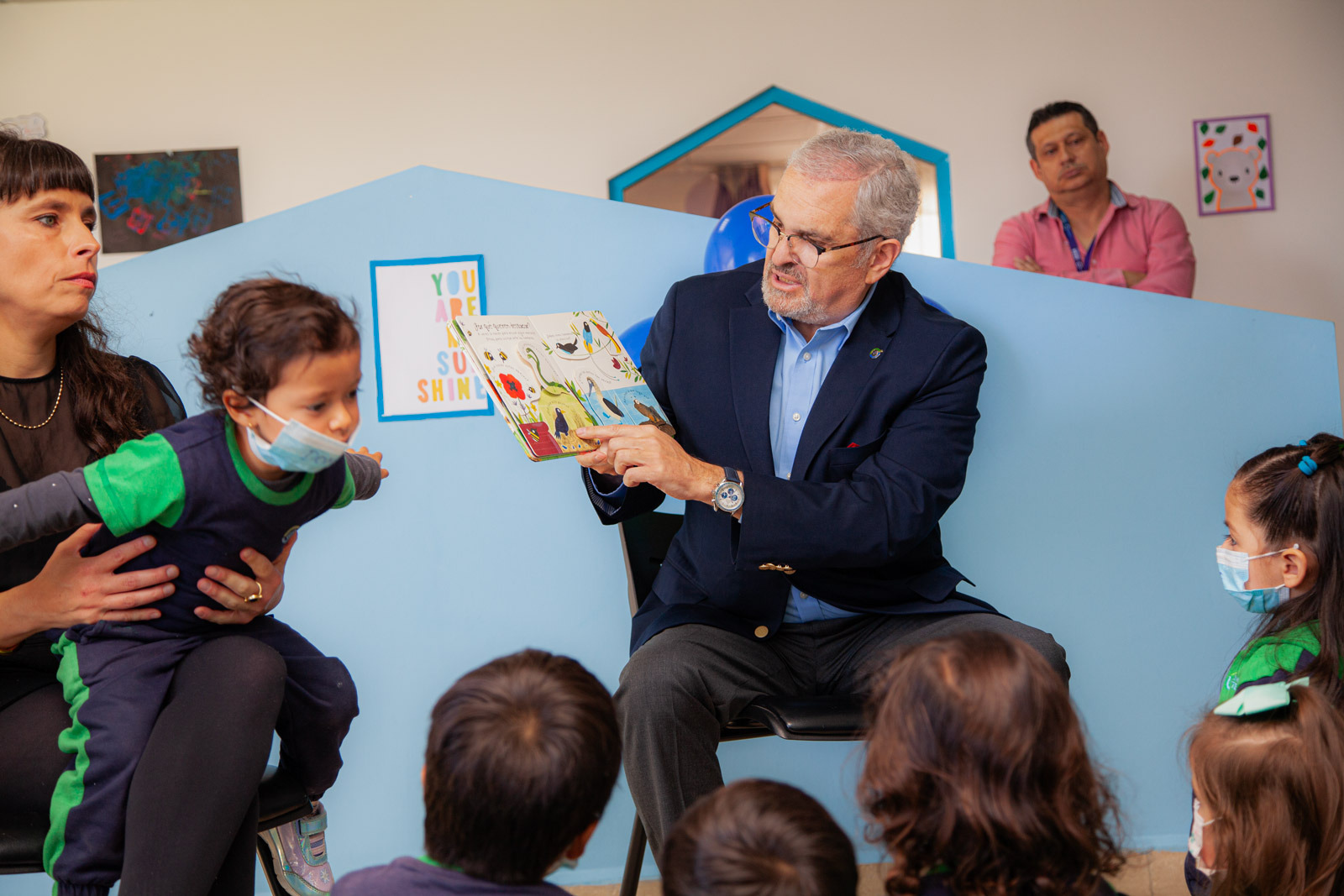 rector-visita-huellas-ternura-4