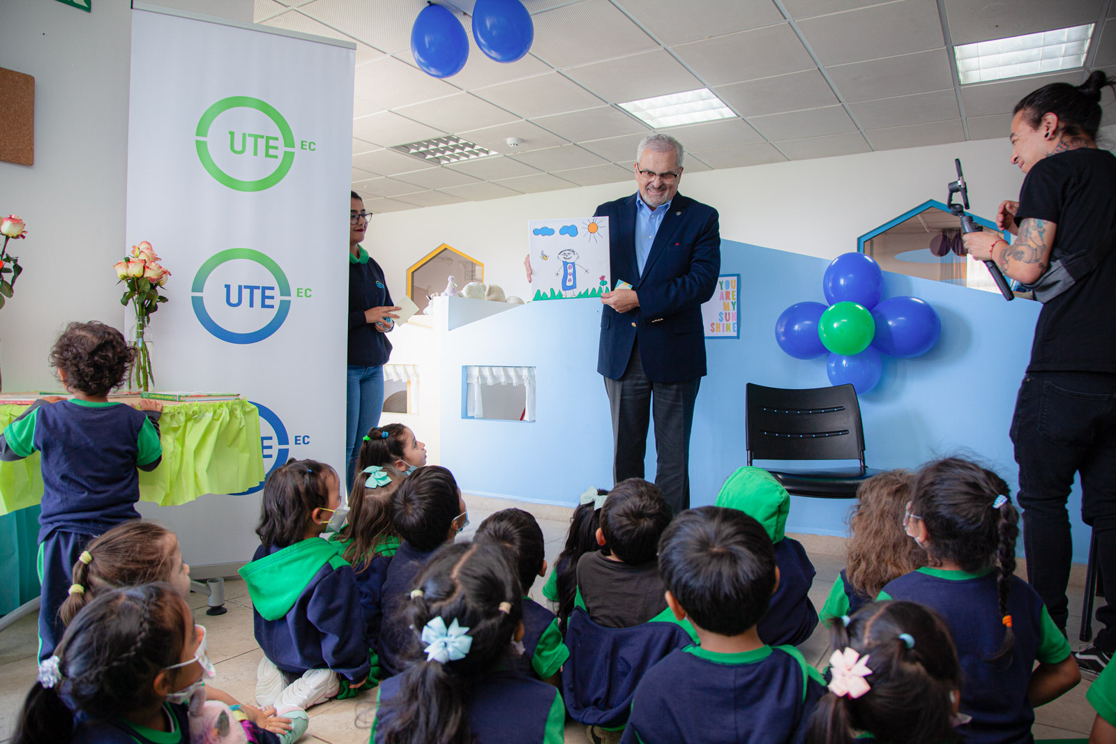rector-visita-huellas-ternura-5