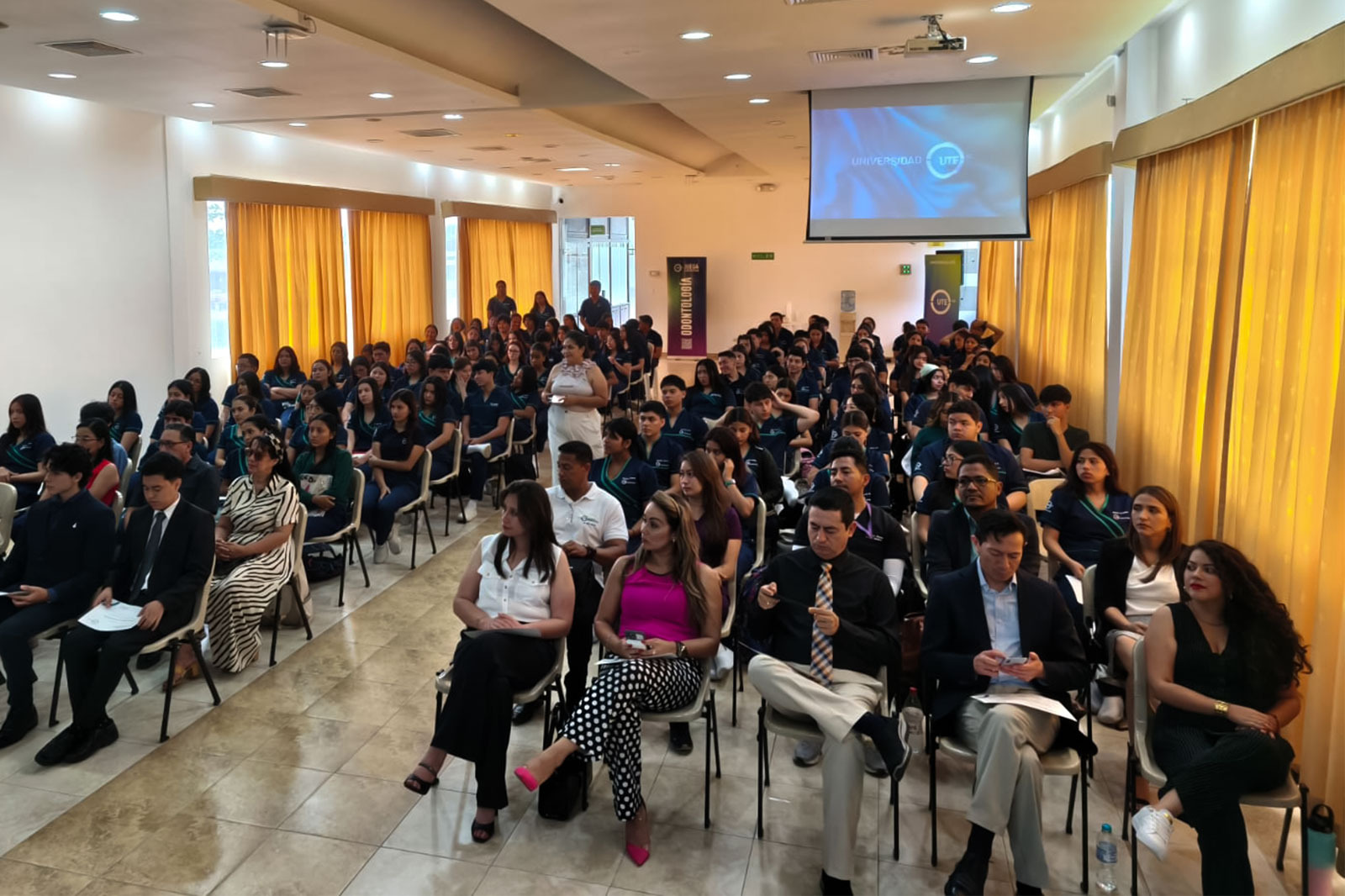 reconocimientos Odontología – Universidad UTE