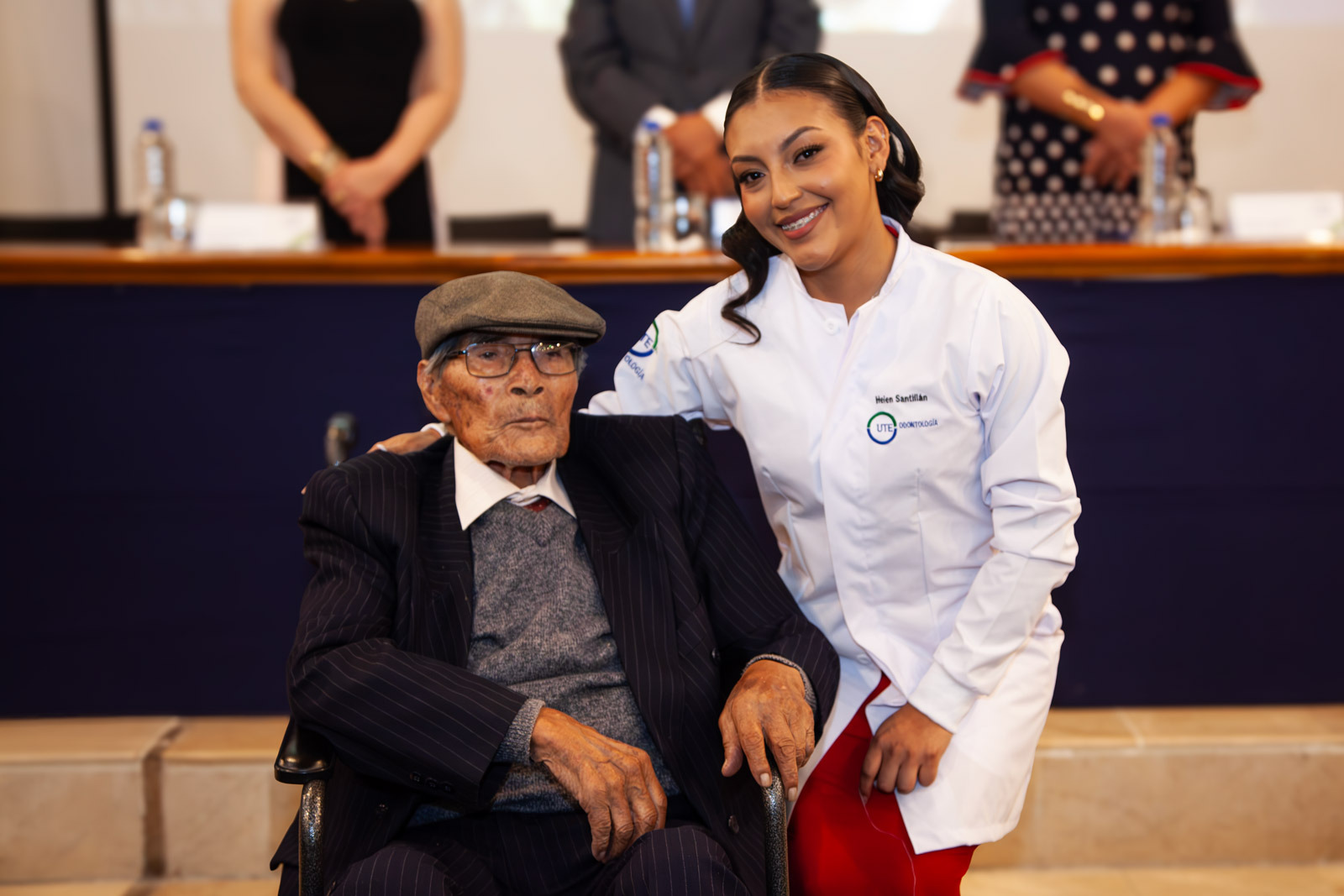 Investidura mandil Odontología 2025