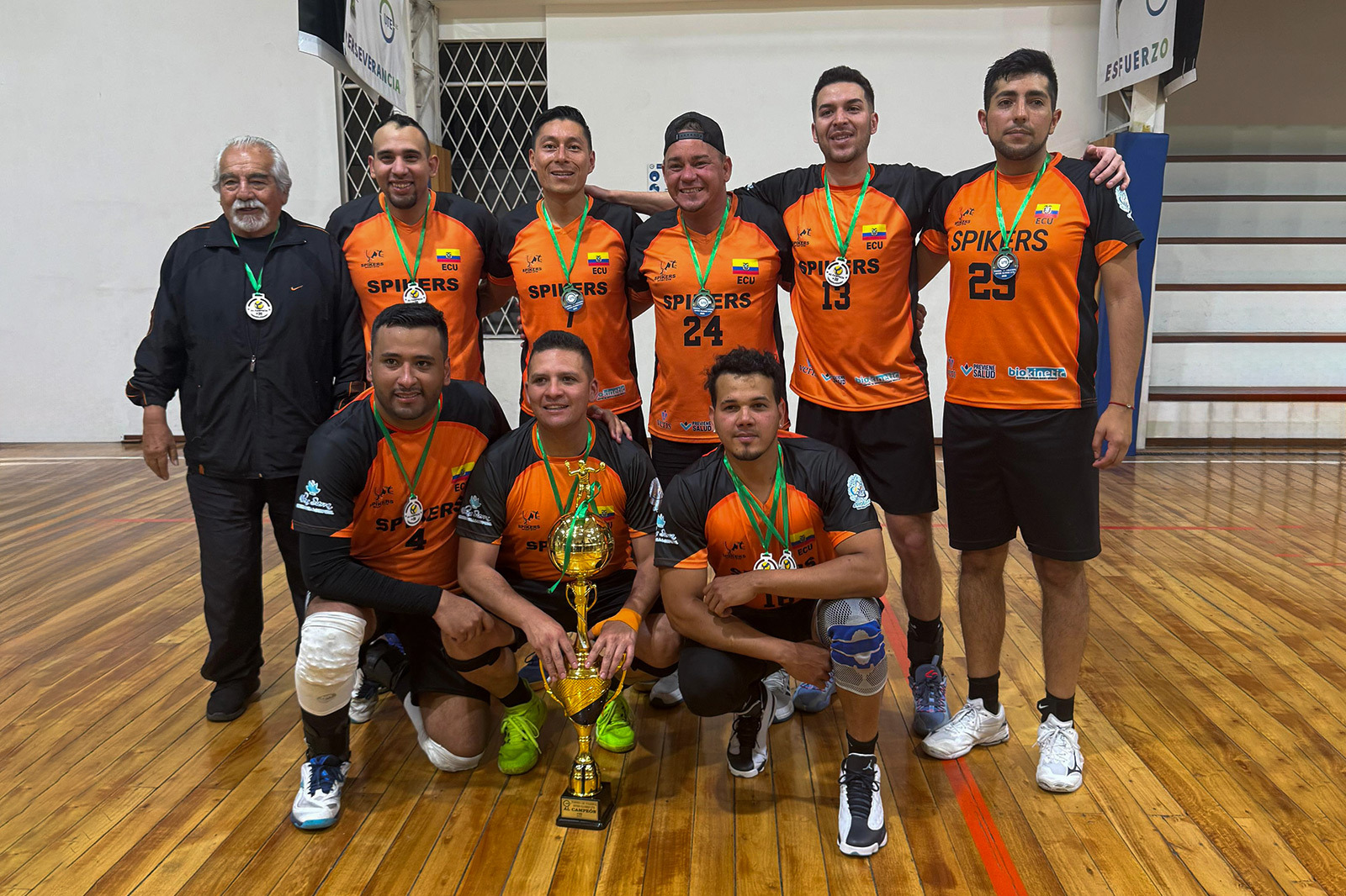 Torneo Interclubes Voleibol UTE