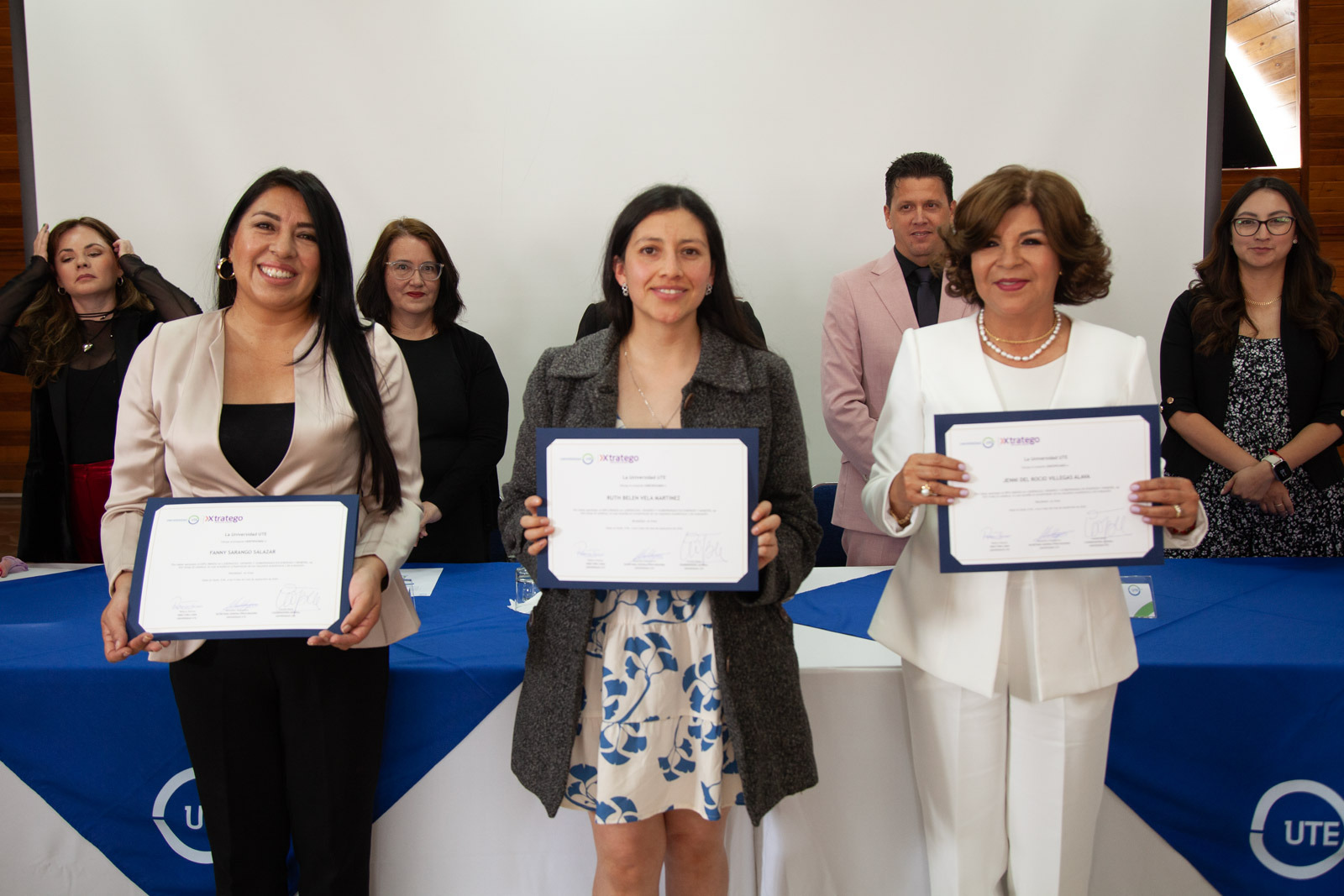 graduacion-diplimado-liderazgo-genero-2