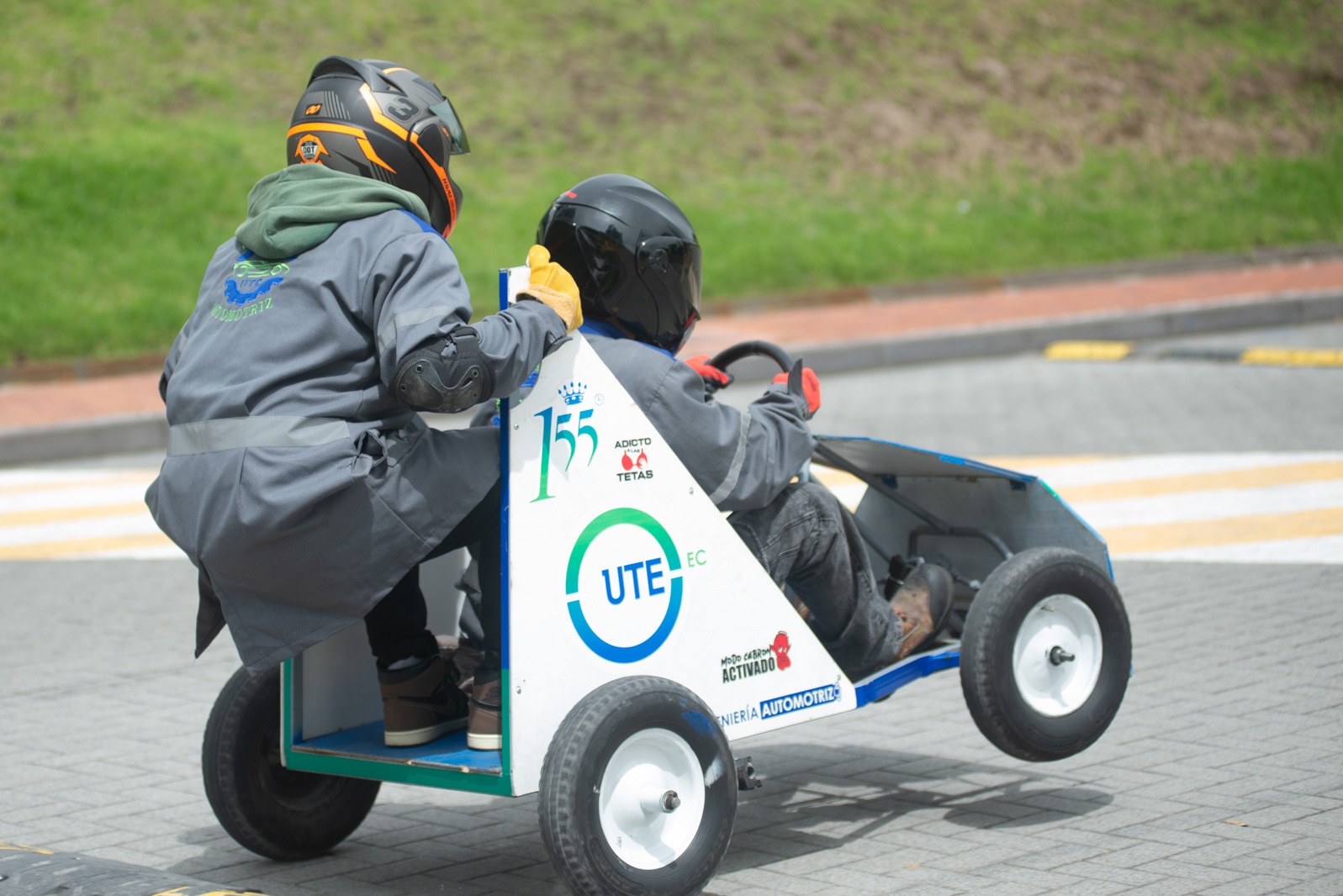 competencia-formulaG-coches-4