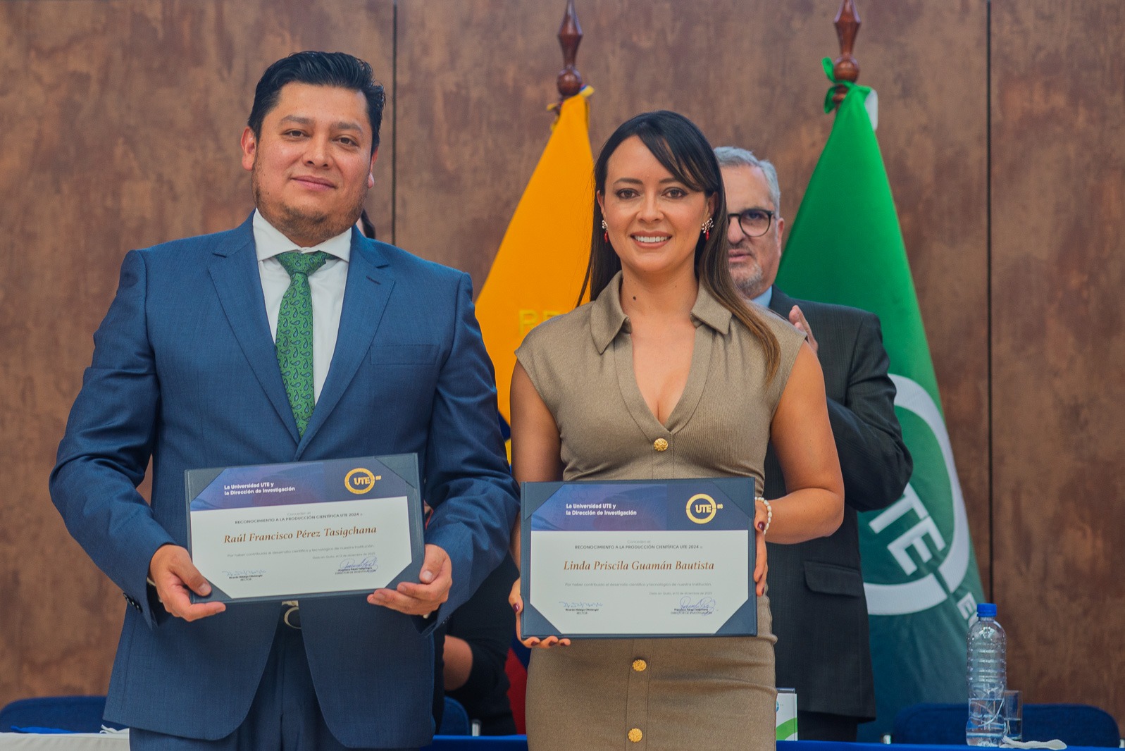 reconocimiento-investigadores-2