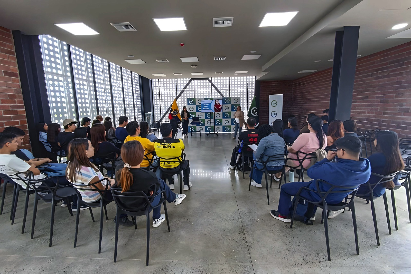 conferencias-bienestar-manabi-2