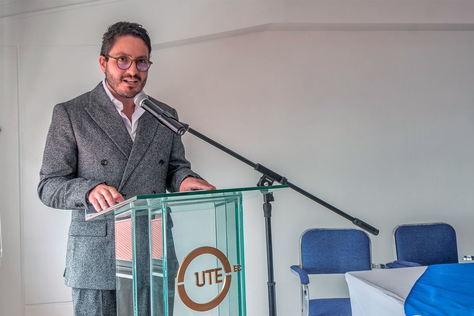 pres-libro-umbral-fau-3