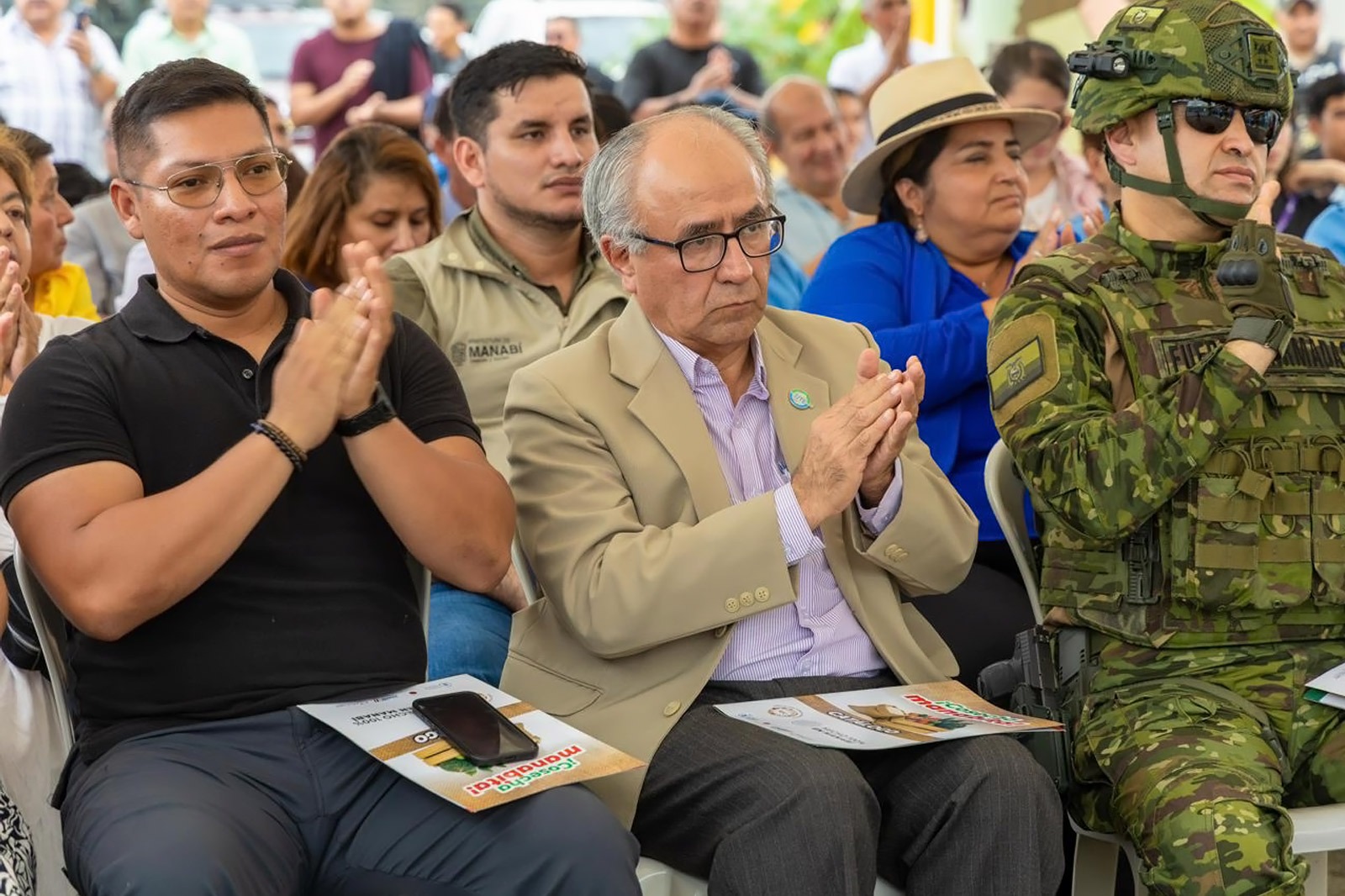 inauguracion-tienda-manabi-2