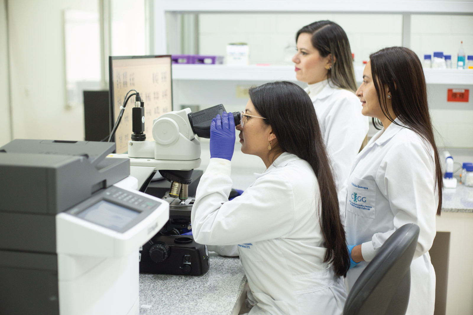 mujer-nina-ciencia-26-2