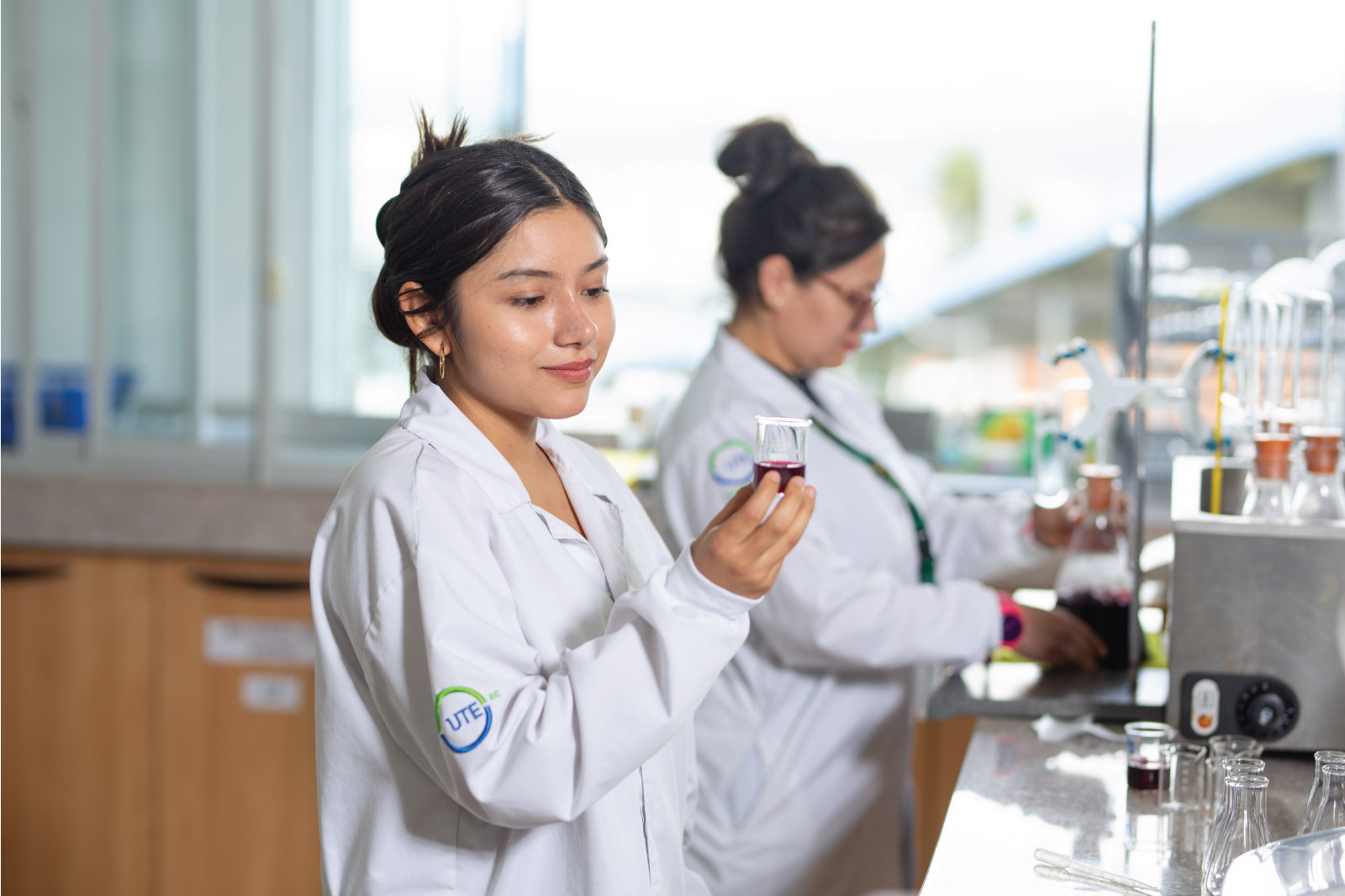 mujer-nina-ciencia-26-3