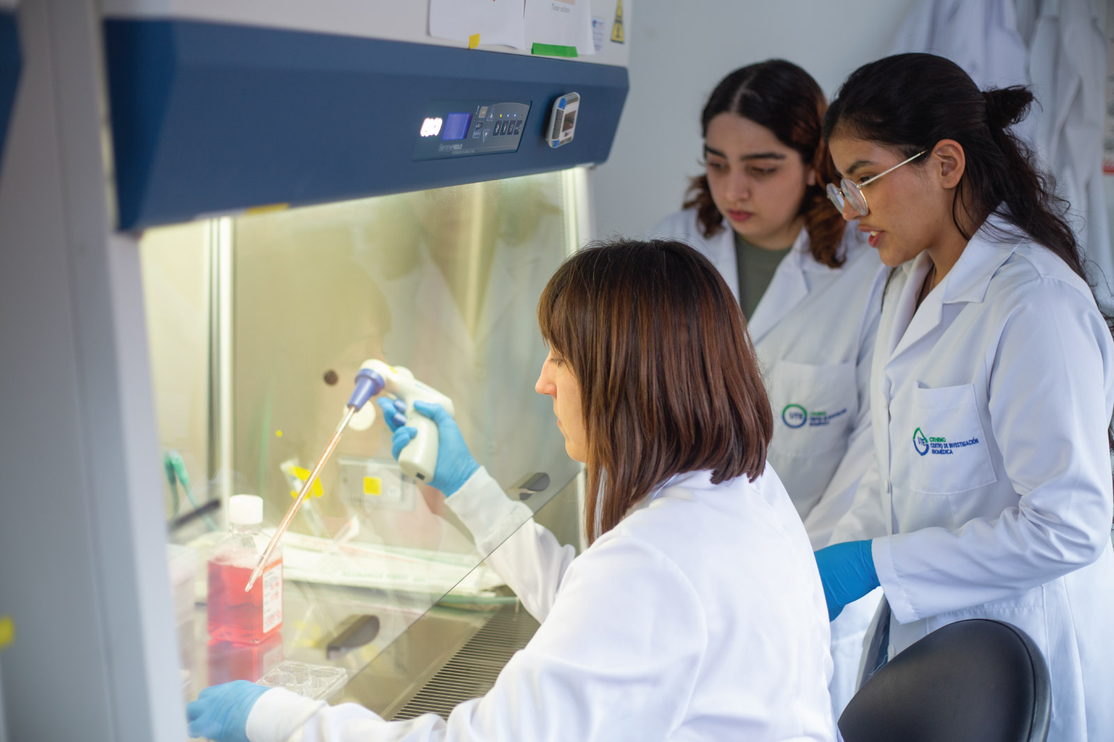 mujer-nina-ciencia-26-4