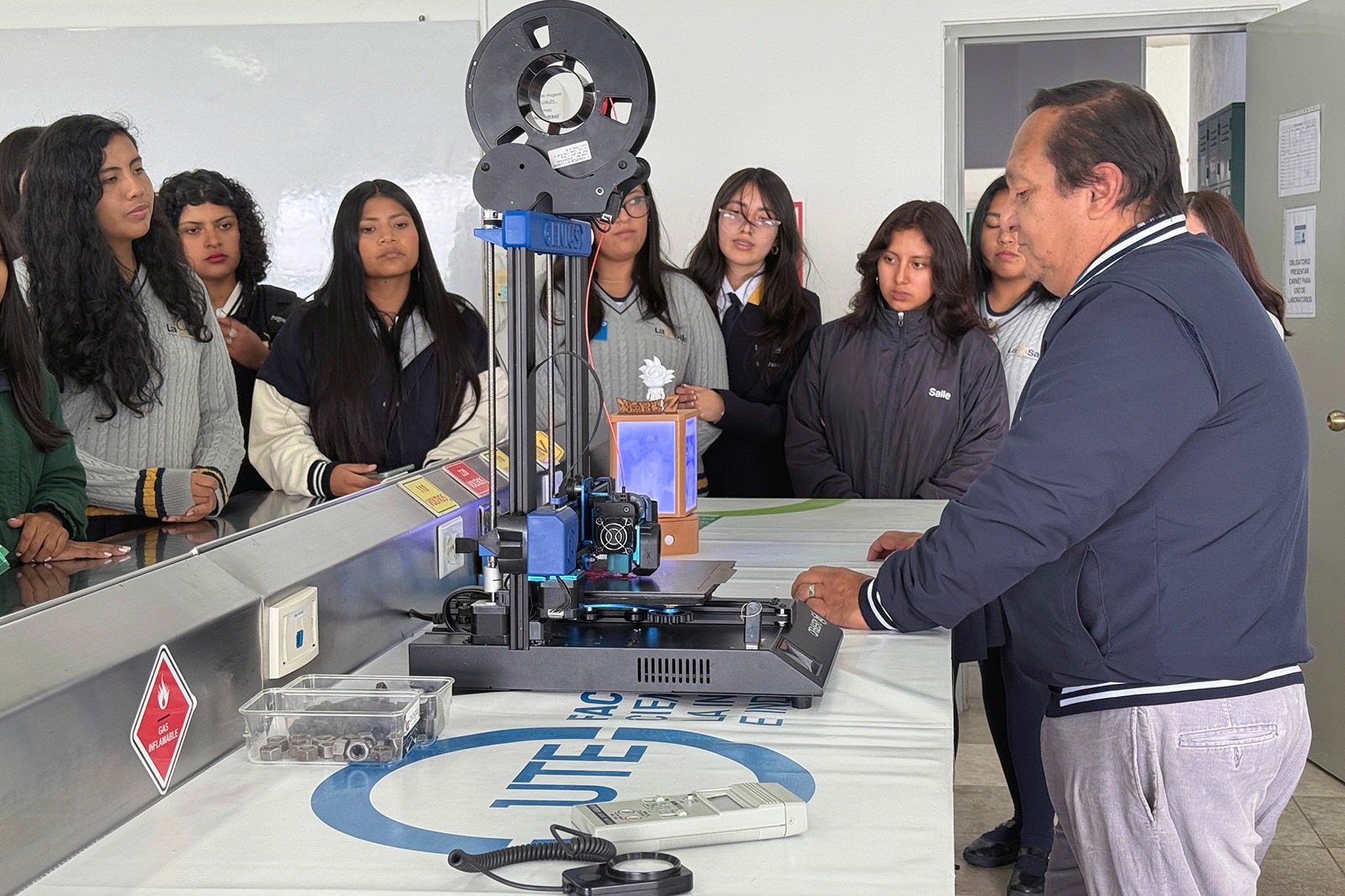 profesionales-inspiran-stem26-4