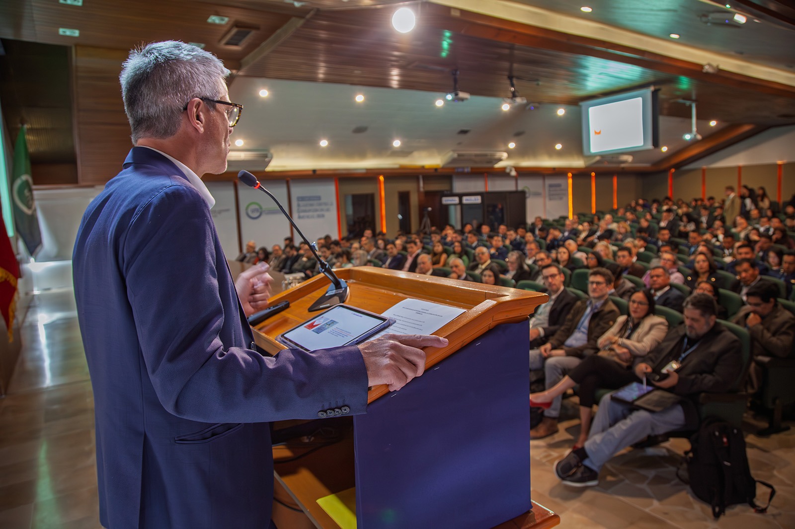 conferencia-aca26-ec-4