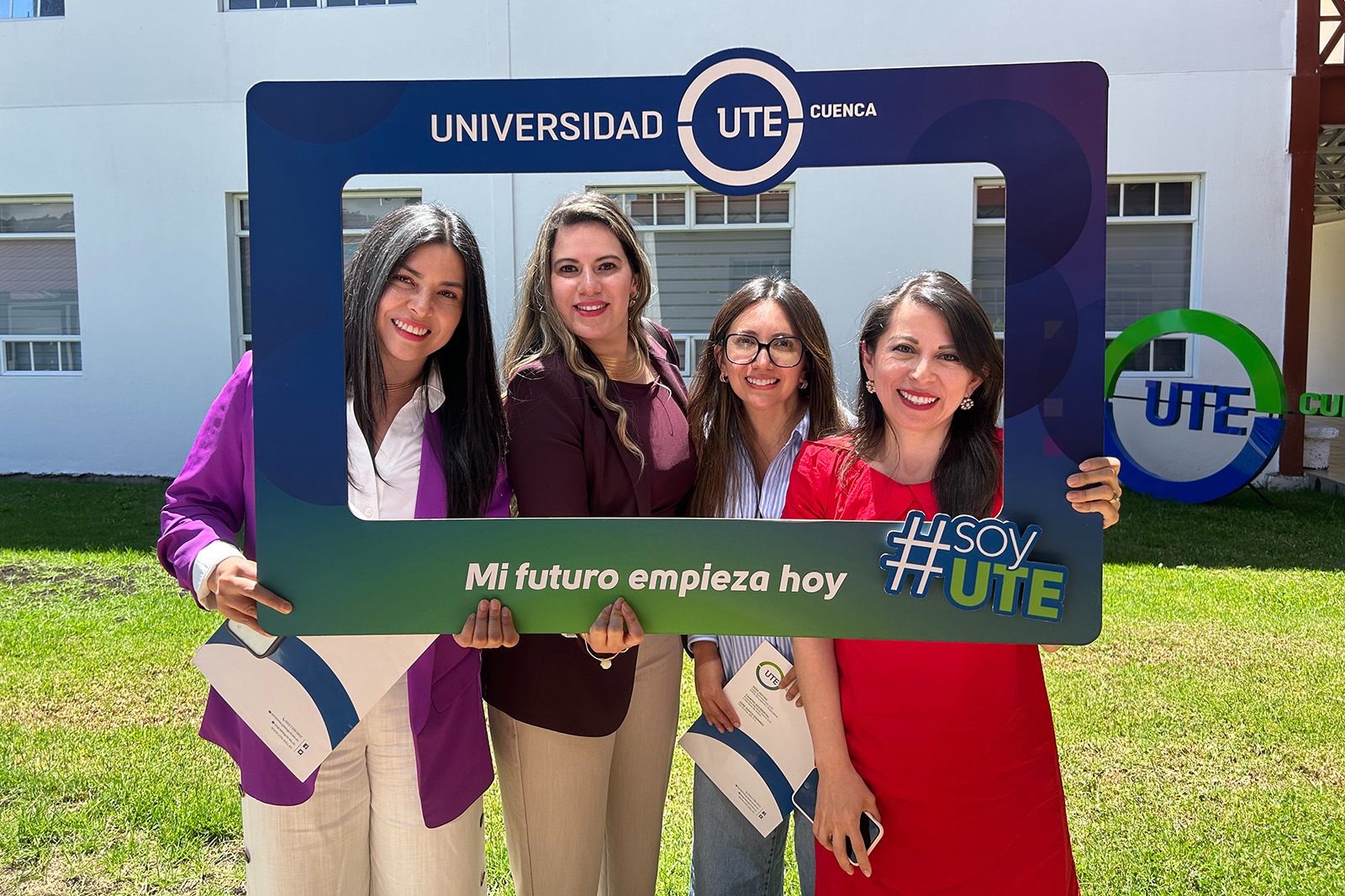 conversatorio-mujeres-niñas-ciencia-cuenca-2