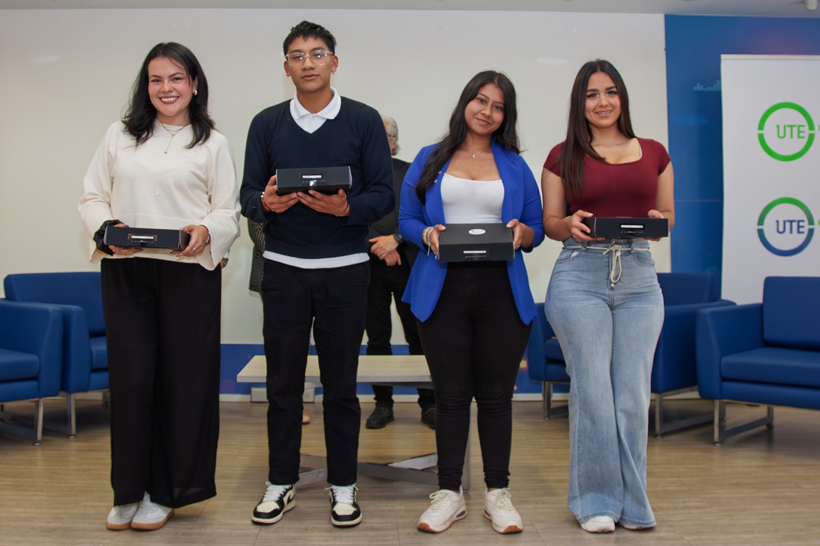 investidura chaquetas operativas UTE Atención Prehospitalaria 2026