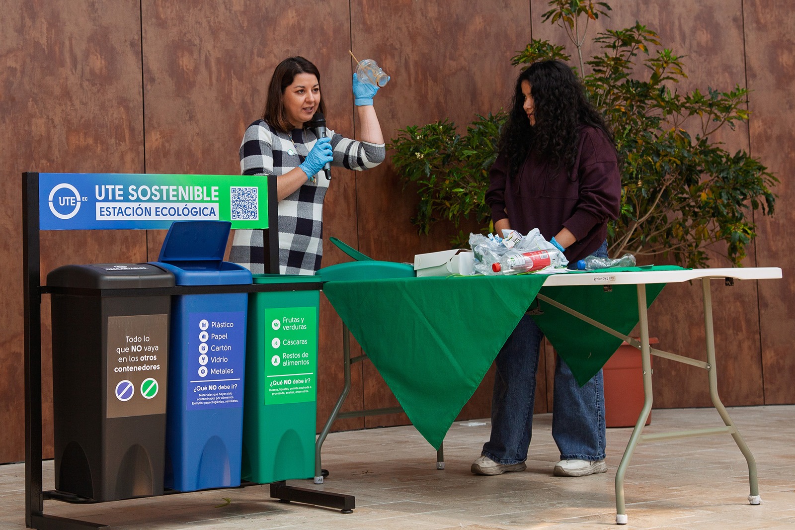 UTE sostenible campaña reciclaje Ecuador -Universidad UTE