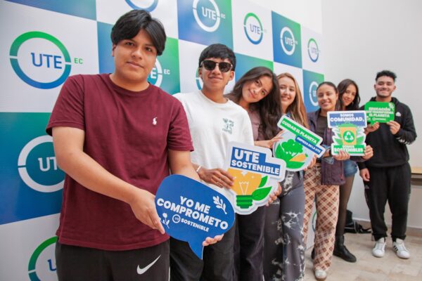 UTE sostenible campaña reciclaje Ecuador -Universidad UTE
