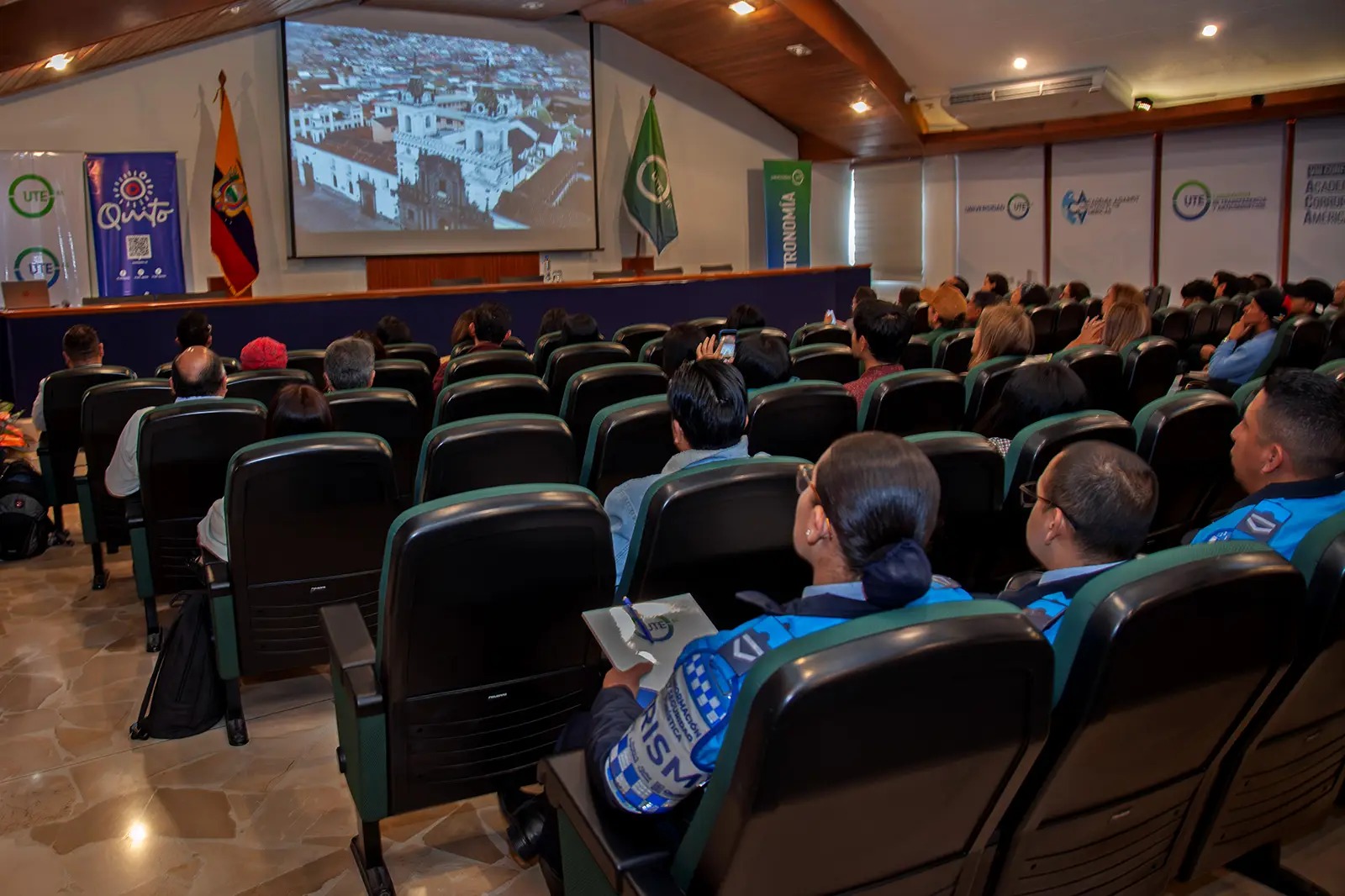 seminario-comunicacion-crisis-turística-4